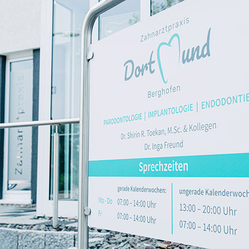 Zahnarzt Dortmund Berghofen - Dr. Toekan - Praxisschild